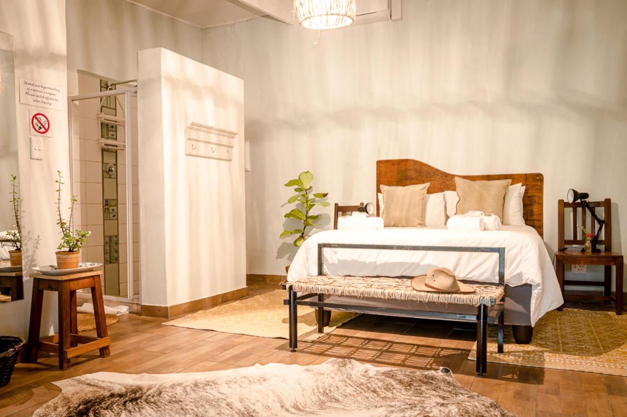Francines Venue Pty Ltd Bed & Breakfast Hoedspruit Bagian luar foto